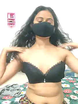 Snapshot of hotestfantasy chatting on October 16, 2025, 5:43 pm hotestfantasy online show from October 16, 2025, 5:43 pm