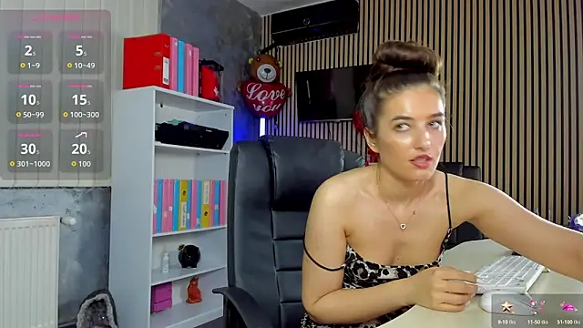 OfficeGirls online show from June 8, 2026, 1:28 am