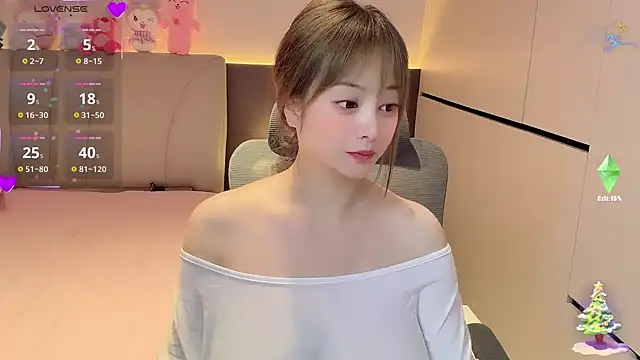 Snapshot of Koo-liy chatting on August 6, 2026, 12:33 pm Koo-liy online show from August 6, 2026, 12:33 pm