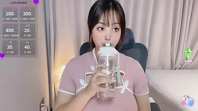 Snapshot of Koo-liy chatting on October 10, 2025, 2:07 pm Koo-liy online show from October 10, 2025, 2:07 pm