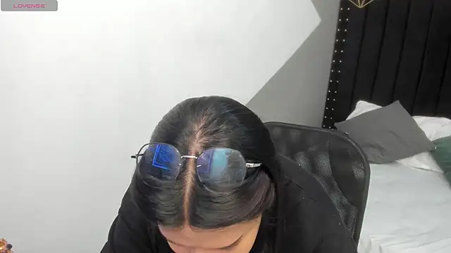 Snapshot of mayukim chatting on November 6, 2025, 11:47 am mayukim online show from November 6, 2025, 11:47 am