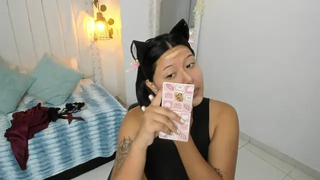 Snapshot of mayukim chatting on November 17, 2025, 11:14 am mayukim online show from November 17, 2025, 11:14 am