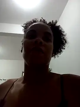 Snapshot of PrettahSantos chatting on September 27, 2025, 2:39 am PrettahSantos online show from September 27, 2025, 2:39 am