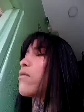 LiaGill online show from December 20, 2025, 1:36 pm