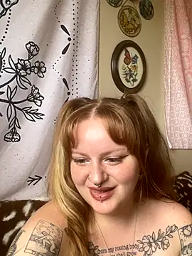 bambifawns4u online show from October 7, 2025, 9:27 pm