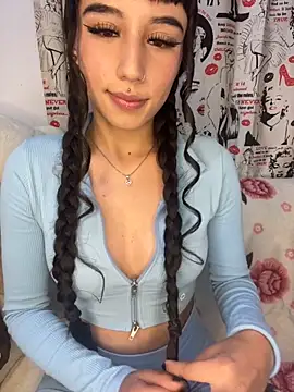 Snapshot of Linda_rouse chatting on October 22, 2025, 12:43 am Linda rouse online show from October 22, 2025, 12:43 am