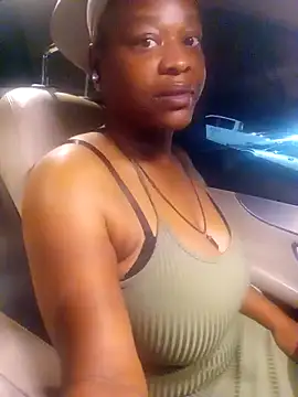 Snapshot of SpiritualLust chatting on October 25, 2025, 12:43 am SpiritualLust online show from October 25, 2025, 12:43 am