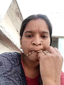 Snapshot of Cuty_prathna chatting on December 3, 2025, 4:57 am Cuty prathna online show from December 3, 2025, 4:57 am