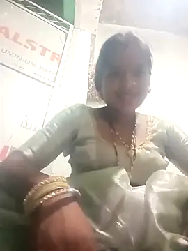 Snapshot of Cuty_prathna chatting on October 4, 2025, 2:18 pm Cuty prathna online show from October 4, 2025, 2:18 pm