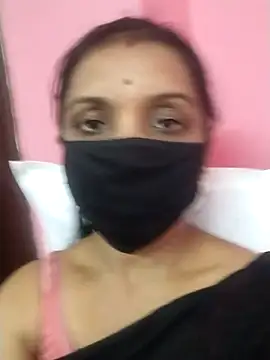 Tamil Swathi online show from October 3, 2025, 6:04 am