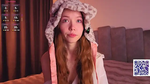 Polly Meowww online show from September 22, 2025, 10:05 pm