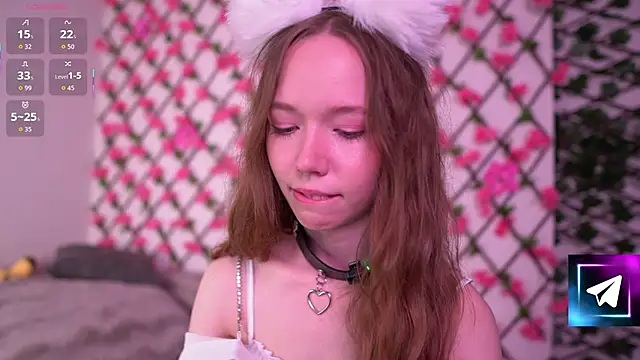 Polly Meowww online show from October 4, 2025, 8:10 pm