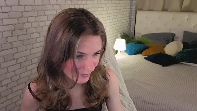 Snapshot of CipherellaFure chatting on November 4, 2025, 1:37 pm CipherellaFure online show from November 4, 2025, 1:37 pm