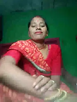 Hot bhomihh4 online show from September 24, 2025, 4:08 am