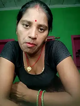 Hot bhomihh4 online show from September 29, 2025, 1:39 pm
