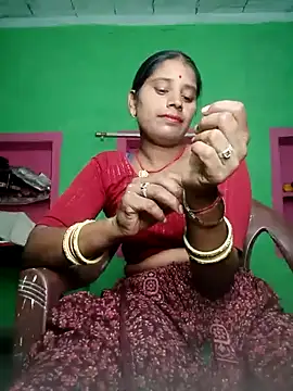 Hot bhomihh4 online show from September 25, 2025, 5:41 pm