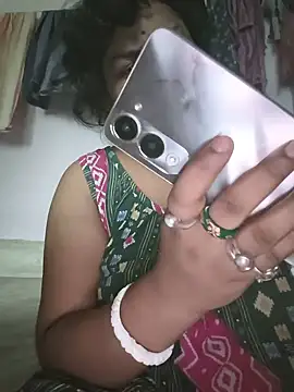 Snapshot of Deborbhavi222 chatting on June 30, 2026, 8:25 am Deborbhavi222 online show from June 30, 2026, 8:25 am