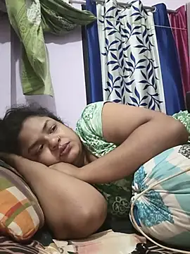 Snapshot of Deborbhavi222 chatting on July 31, 2026, 7:00 pm Deborbhavi222 online show from July 31, 2026, 7:00 pm