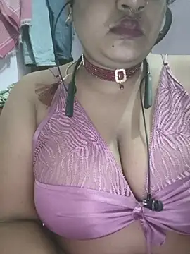 Snapshot of Deborbhavi222 chatting on June 25, 2026, 5:18 pm Deborbhavi222 online show from June 25, 2026, 5:18 pm