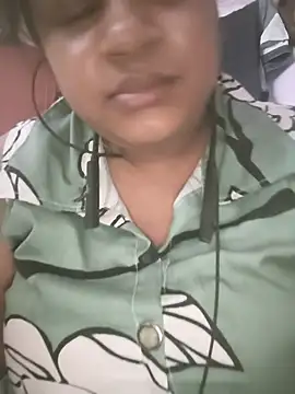 Snapshot of Deborbhavi222 chatting on July 28, 2026, 2:41 am Deborbhavi222 online show from July 28, 2026, 2:41 am