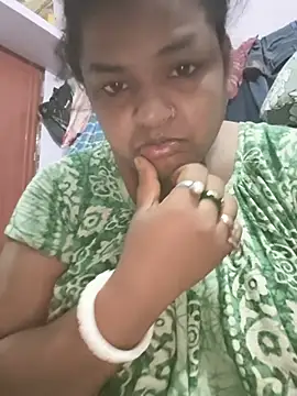 Snapshot of Deborbhavi222 chatting on July 19, 2026, 7:10 pm Deborbhavi222 online show from July 19, 2026, 7:10 pm