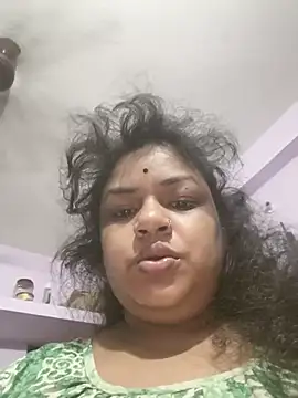 Snapshot of Deborbhavi222 chatting on July 24, 2026, 6:04 pm Deborbhavi222 online show from July 24, 2026, 6:04 pm