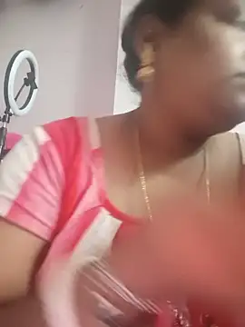 Snapshot of Deborbhavi222 chatting on June 4, 2026, 3:00 am Deborbhavi222 online show from June 4, 2026, 3:00 am