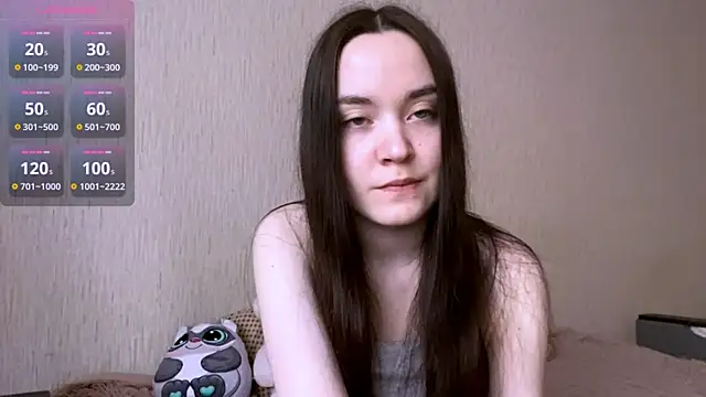 Snapshot of VividSienna chatting on May 6, 2026, 2:10 pm VividSienna online show from May 6, 2026, 2:10 pm