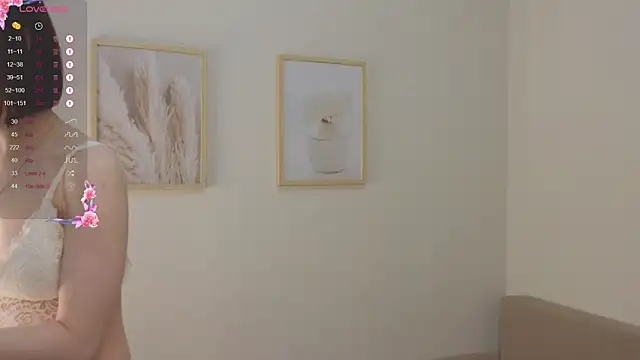 Snapshot of Veyaspace chatting on November 24, 2025, 1:33 pm Veyaspace online show from November 24, 2025, 1:33 pm