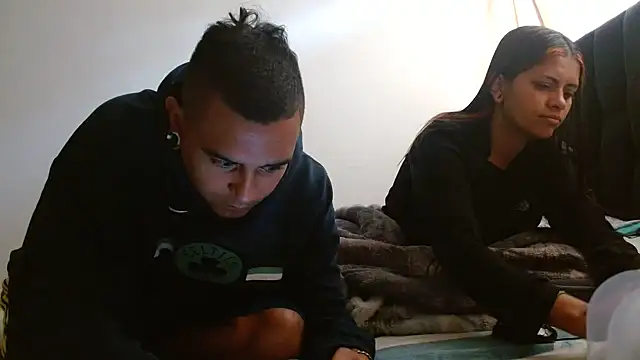 Snapshot of Carlandelli1 chatting on October 11, 2025, 11:44 am Carlandelli1 online show from October 11, 2025, 11:44 am