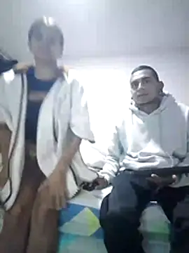 Carlandelli1 online show from December 5, 2025, 3:27 am