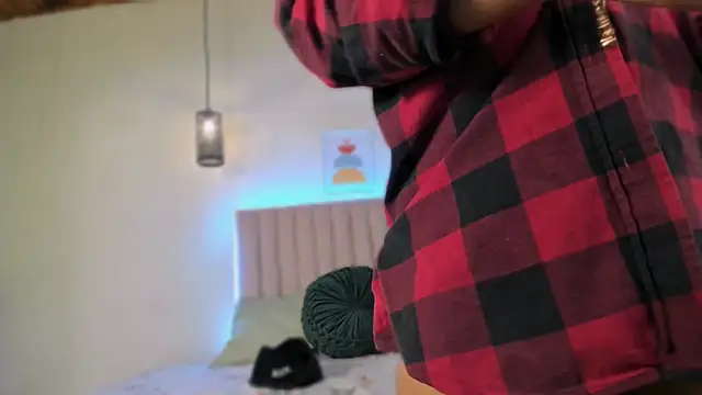 Snapshot of danika_moriii chatting on October 23, 2025, 11:25 pm danika moriii online show from October 23, 2025, 11:25 pm