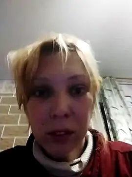 Snapshot of Ponka2011 chatting on October 16, 2025, 1:14 am Ponka2011 online show from October 16, 2025, 1:14 am