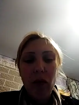 Snapshot of Ponka2011 chatting on October 19, 2025, 5:21 am Ponka2011 online show from October 19, 2025, 5:21 am