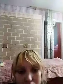 Snapshot of Ponka2011 chatting on November 7, 2025, 6:29 am Ponka2011 online show from November 7, 2025, 6:29 am