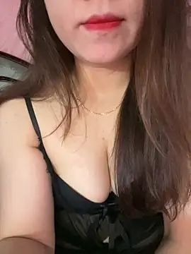 Snapshot of Lusi-sexy chatting on June 11, 2026, 2:53 am Lusi-sexy online show from June 11, 2026, 2:53 am