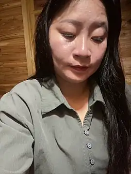 violet-00 online show from March 21, 2026, 7:53 am