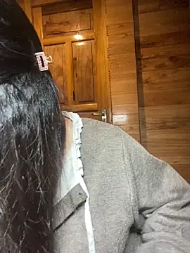 violet-00 online show from March 16, 2026, 7:56 am