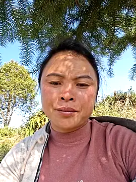 xuxulovezz online show from February 6, 2026, 7:26 am