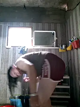 helenzz online show from November 15, 2025, 2:15 am