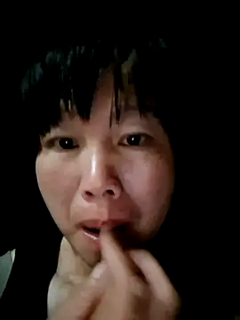 helenzz online show from November 11, 2025, 10:26 pm