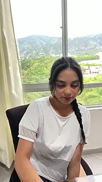 Selene Wings22 online show from February 5, 2026, 9:54 pm