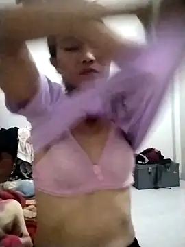 abigail-00 online show from October 19, 2025, 11:02 am