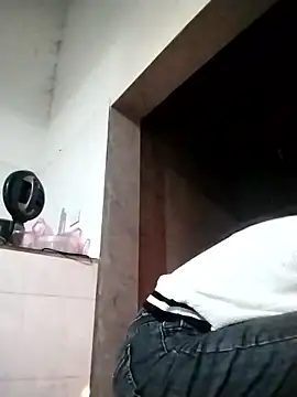 abigail-00 online show from January 17, 2026, 6:55 pm