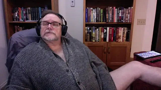 Vinyl22xh online show from March 4, 2026, 12:40 am