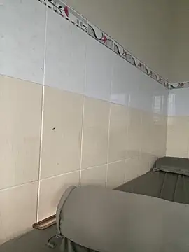 Linh247380 online show from October 10, 2025, 3:40 am