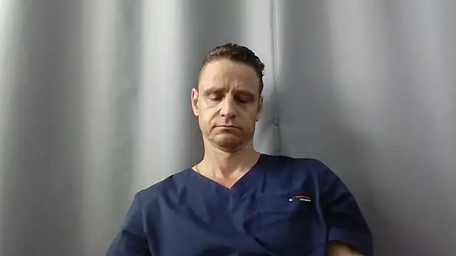 Snapshot of Freeze_Fire chatting on July 22, 2026, 7:21 am Freeze Fire online show from July 22, 2026, 7:21 am