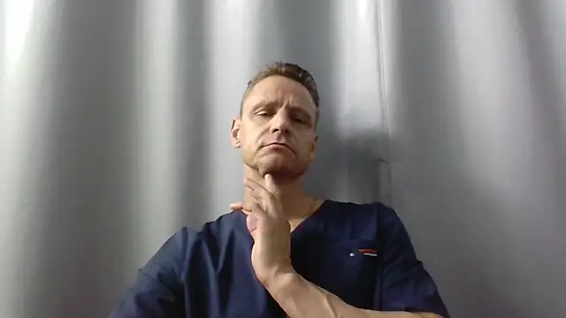 Snapshot of Freeze_Fire chatting on July 14, 2026, 6:29 am Freeze Fire online show from July 14, 2026, 6:29 am