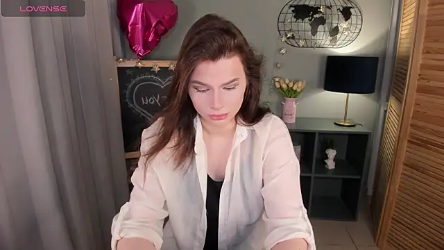 Snapshot of bbJ_one chatting on October 7, 2025, 1:06 am bbJ one online show from October 7, 2025, 1:06 am