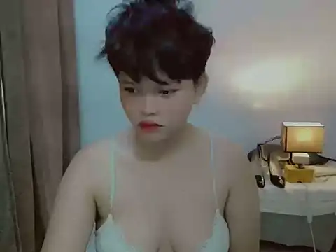 chennybbgirl online show from September 27, 2025, 1:28 pm